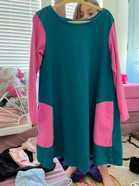 Hanna Andersson Teal Dress with Pink Sleeves and Pockets